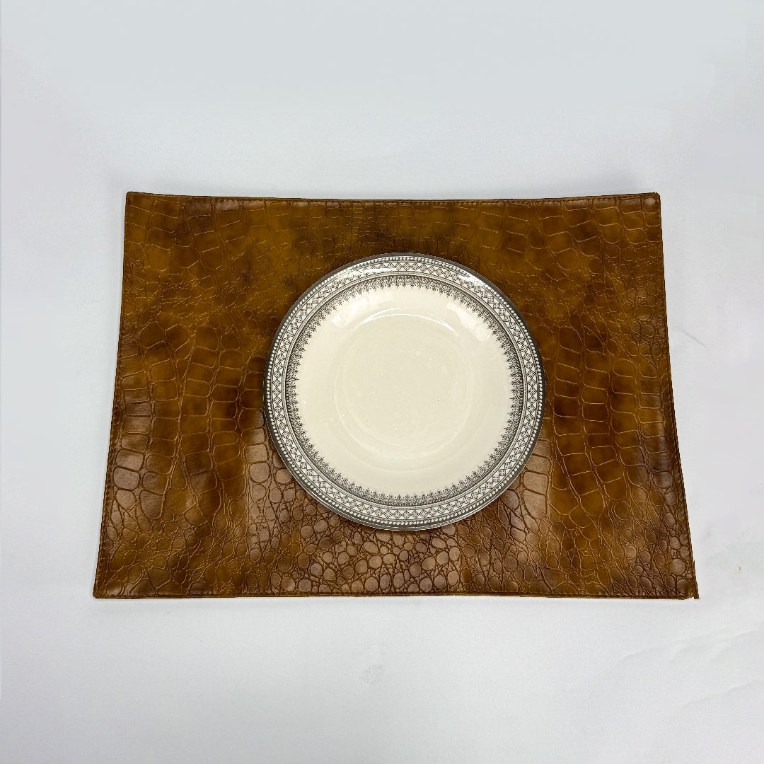 Dinning Leather Matt