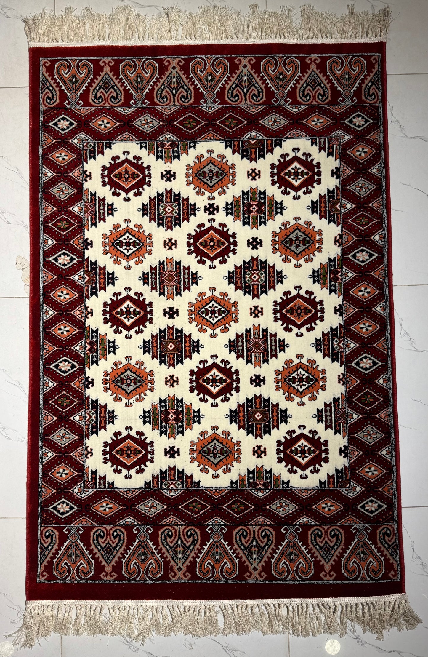 Rug - 3ft * 5ft